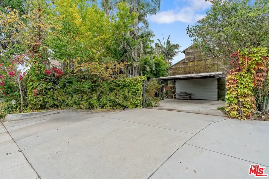 1233 Palms Boulevard, Venice, CA 90291 - Image #2