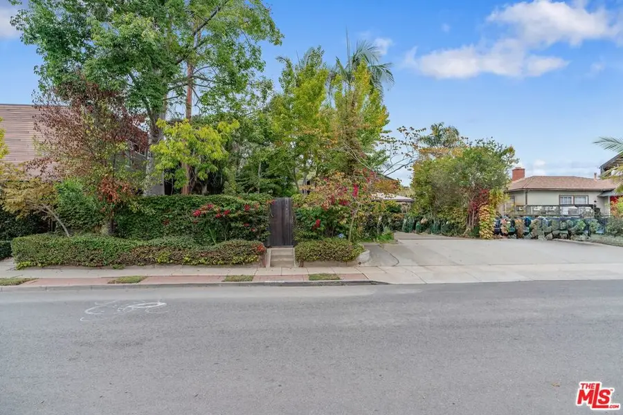 1233 Palms Boulevard, Venice, CA 90291 - Image #3