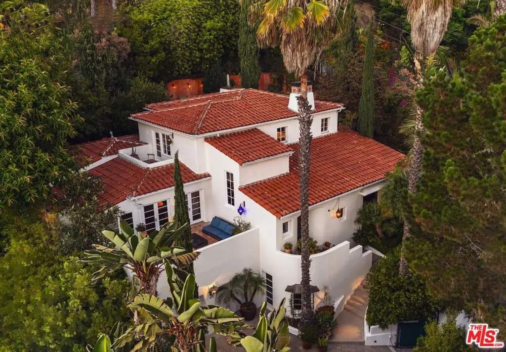 8855 St Ives Drive, Los Angeles, CA 90069 - Image #1