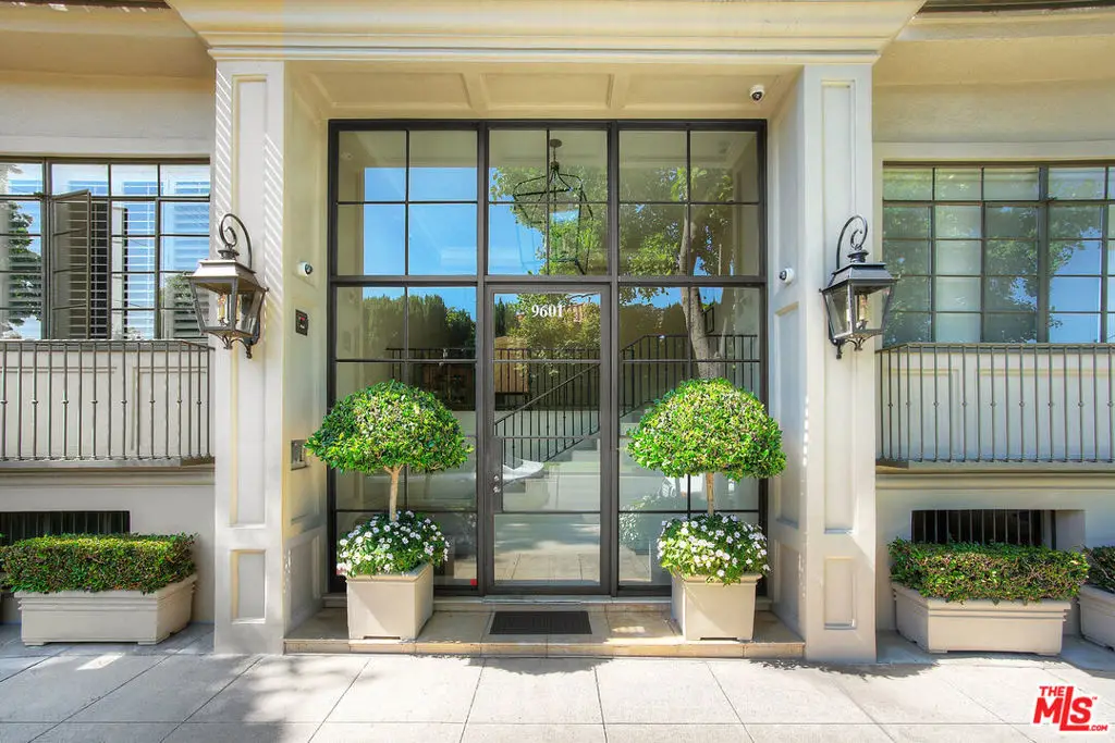 9601 Charleville Boulevard #10, Beverly Hills, CA 90212 - #1