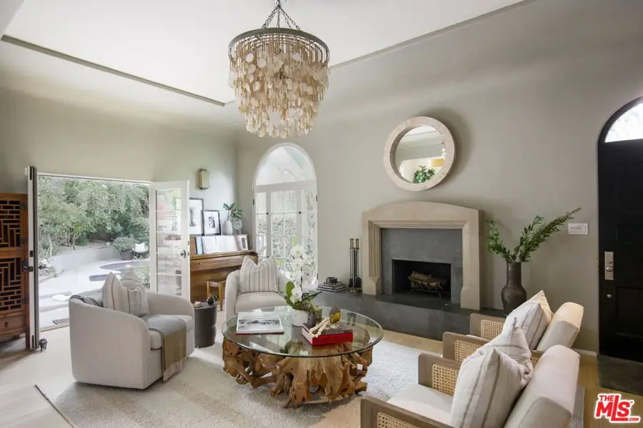 2111 Kress Street, Los Angeles, CA 90046 - Image #3