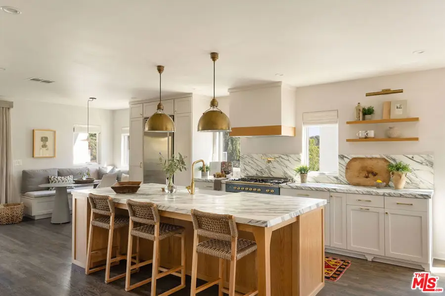 6017 W 75th Street, Los Angeles, CA 90045 - Image #2