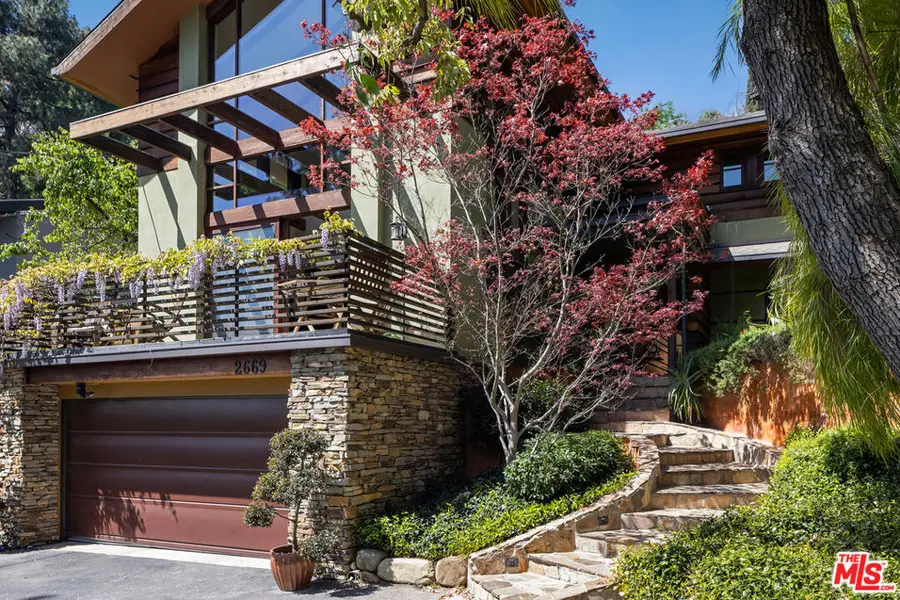 2669 Harlesden Court, Los Angeles, CA 90046 - Image #2