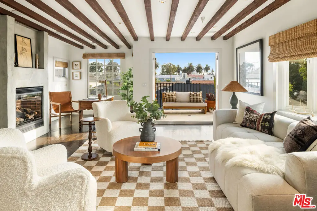 1210 Cabrillo Avenue, Venice, CA 90291 - Image #1