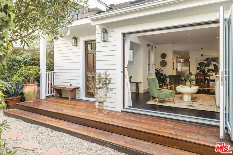 1210 Cabrillo Avenue, Venice, CA 90291 - Image #3