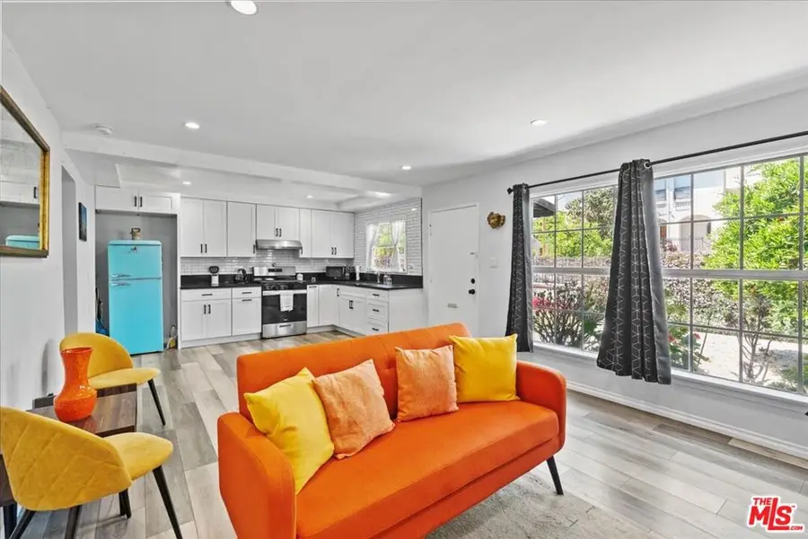 11710 Hartsook Street, Valley Village, CA 91607 - #3