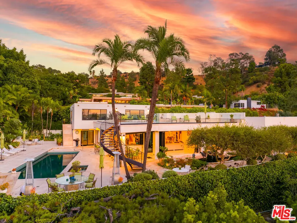 1821 Loma Vista Drive, Beverly Hills, CA 90210 - Image #1