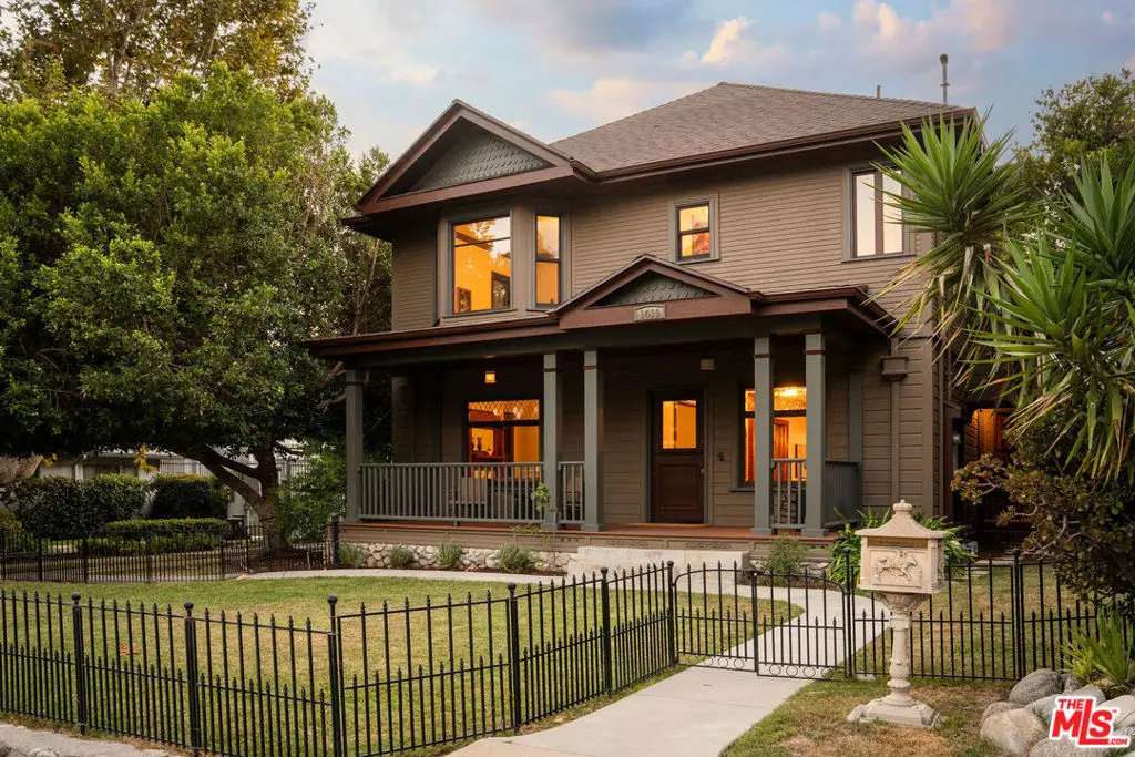 1411 N Los Robles Avenue, Pasadena, CA 91104 - Image #1