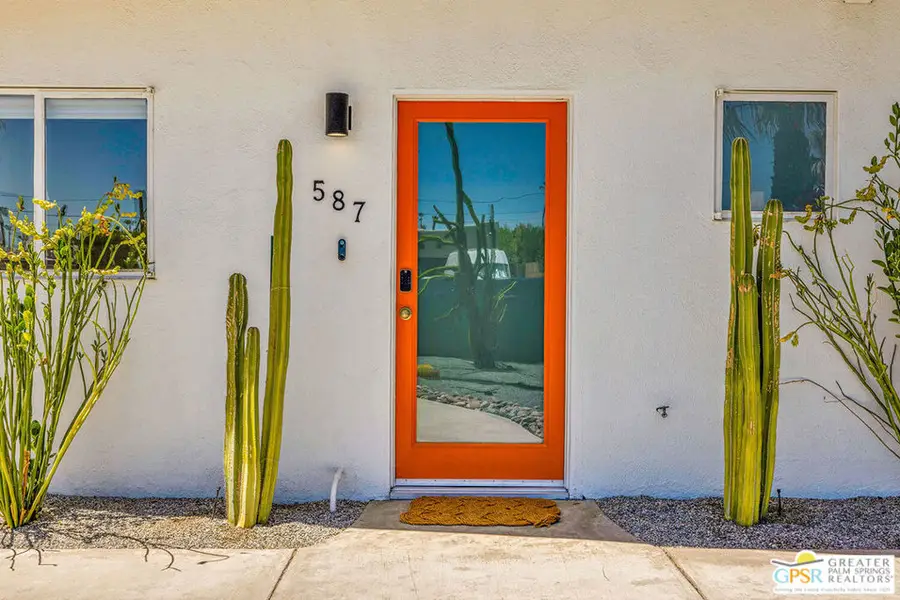 587 N Calle Marcus, Palm Springs, CA 92262 - Image #2
