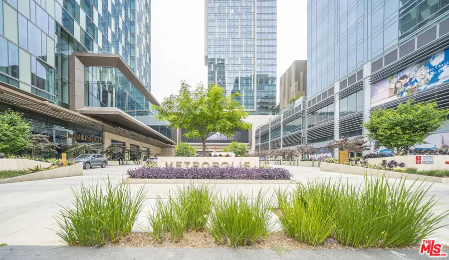 889 Francisco Street #2610, Los Angeles, CA 90017 - #3