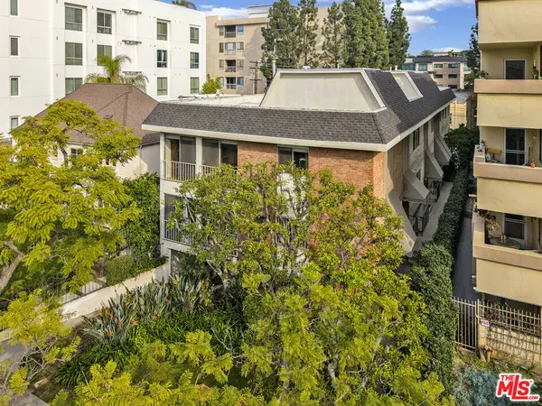 438 N Palm Drive #1, Beverly Hills, CA 90210