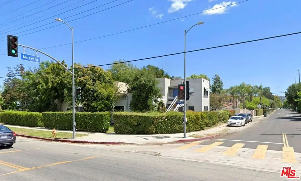 11758 11752 Magnolia Boulevard, Valley Village, CA 91607 - Image #1