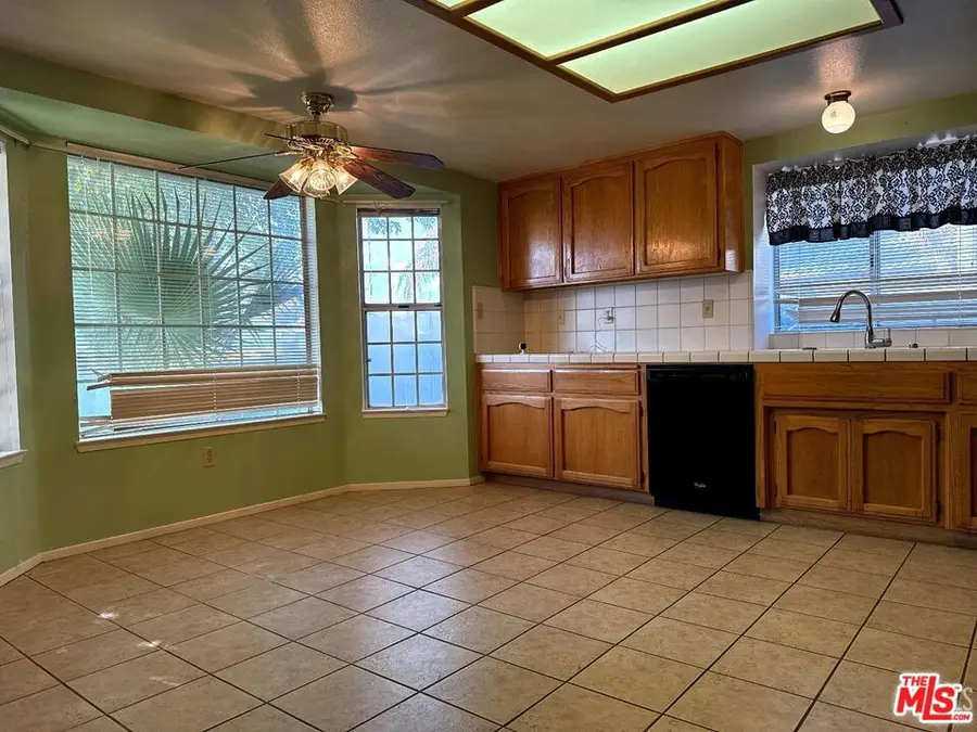 4104 Southern Breeze Drive, Bakersfield, CA 93313 - Image #3