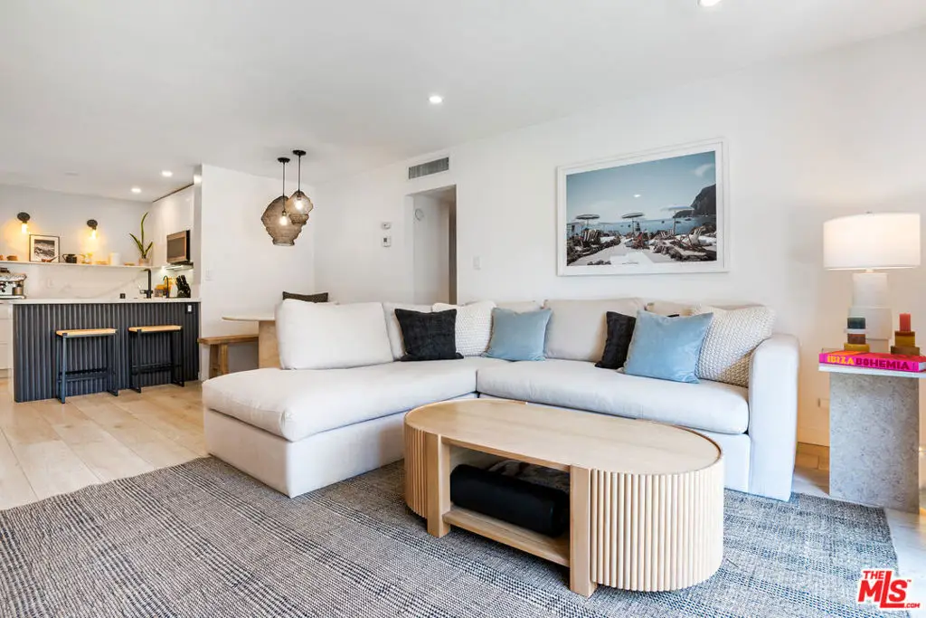 11750 W Sunset Boulevard #407, Los Angeles, CA 90049 - Image #1