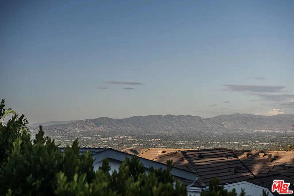 121 Navajo Lane, Topanga, CA 90290 - Image #1