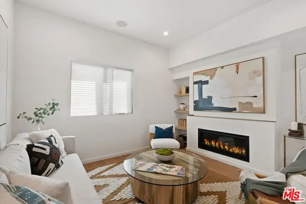 3811 S Verona Court, Los Angeles, CA 90066