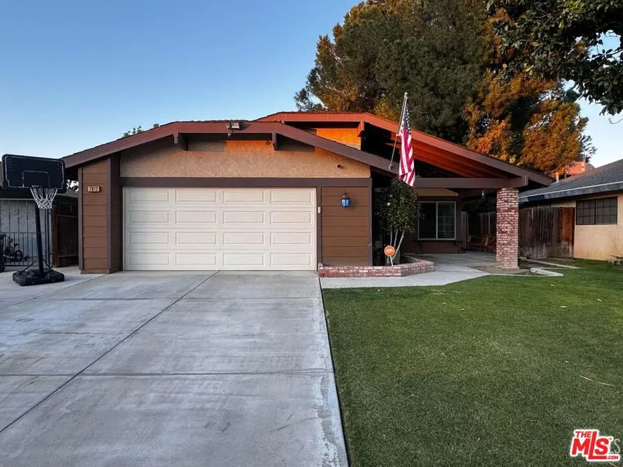 7812 Cibola Drive, Bakersfield, CA 93309 - Image #2