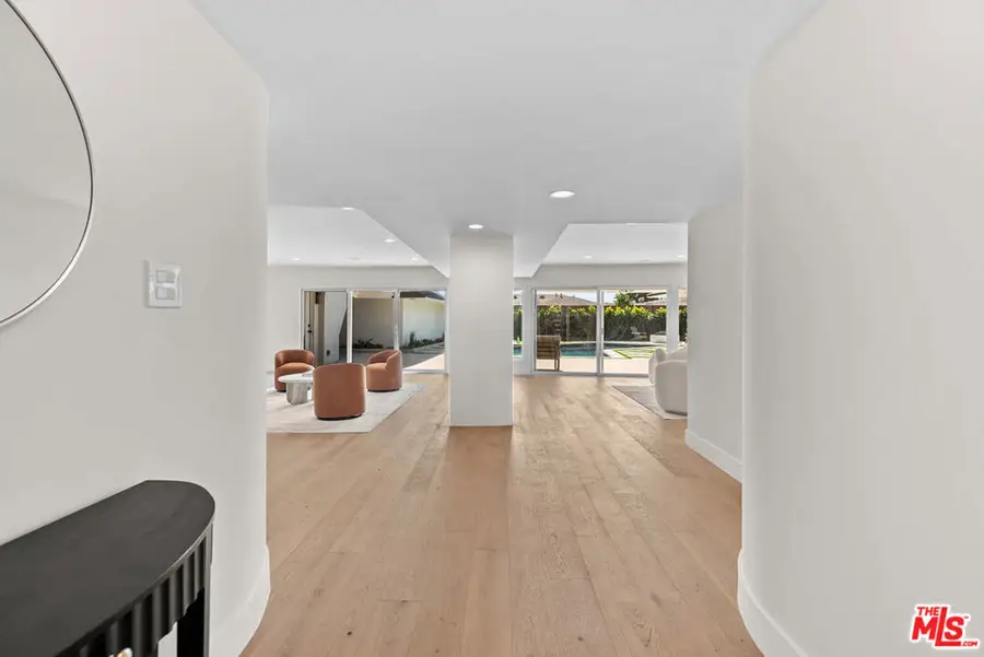 4204 Olympiad Drive, View Park Windsor Hills, CA 90043 - Image #3