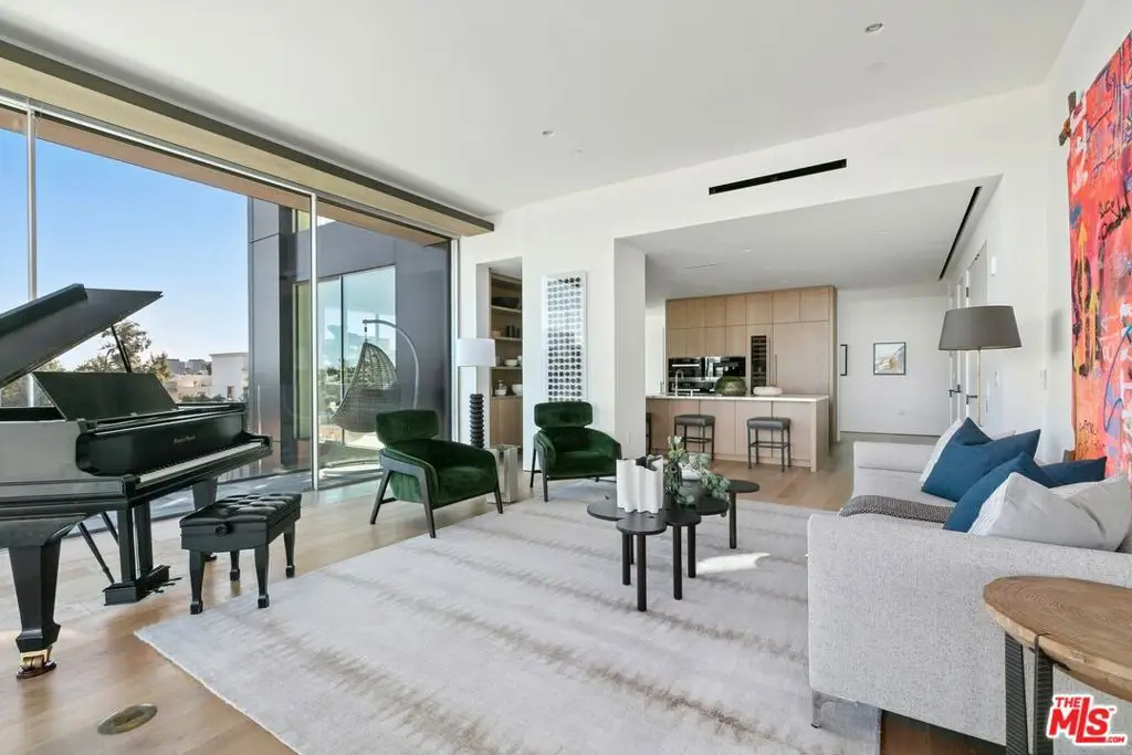 8899 Beverly Blvd #5D, West Hollywood, CA 90048 - Image #1