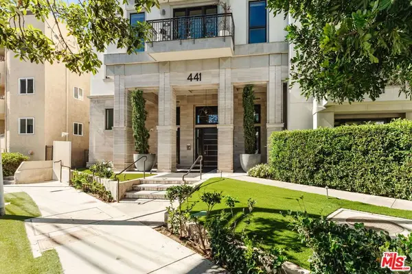441 S Barrington Avenue #109, Los Angeles, CA 90049