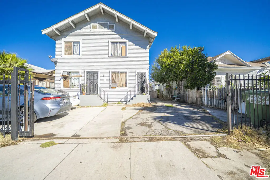 431 E 41st Place, Los Angeles, CA 90011 - #1