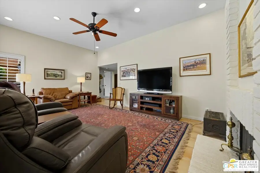 4881 S Winners Circle #E, Palm Springs, CA 92264 - #3