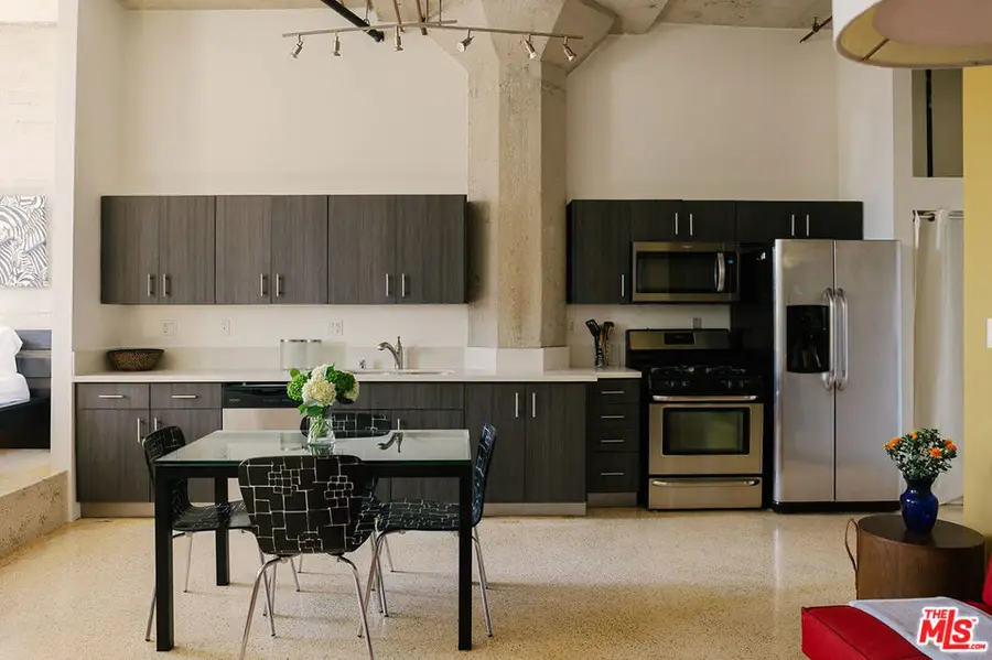 825 E 4th Street #110, Los Angeles, CA 90013 - Image #3