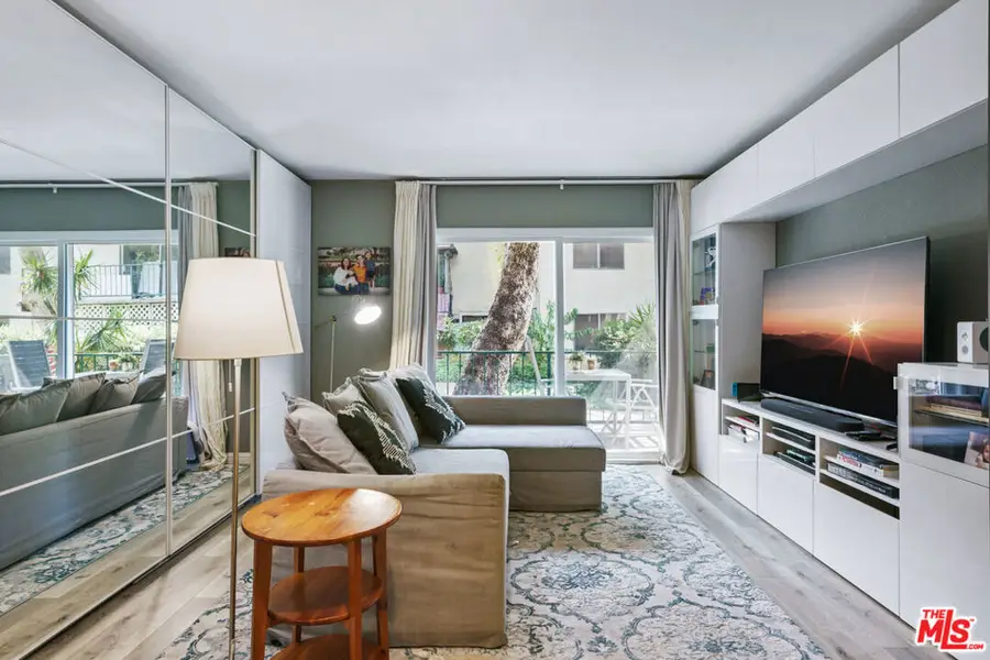 5460 White Oak Avenue #A122, Encino, CA 91316 - Image #3