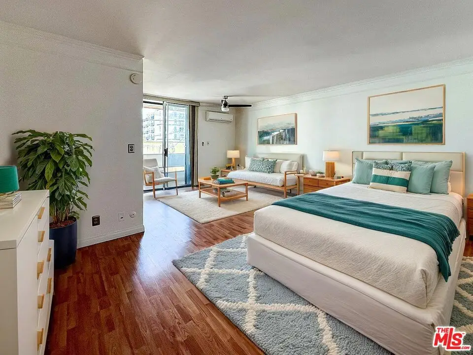 360 S Kenmore Avenue #209, Los Angeles, CA 90020 - Image #1