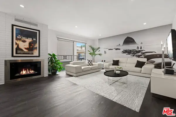 1221 N Kings Road #207, West Hollywood, CA 90069