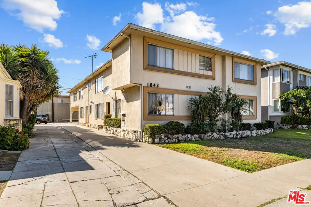 1043 S Holt Avenue, Los Angeles, CA 90035 - #1