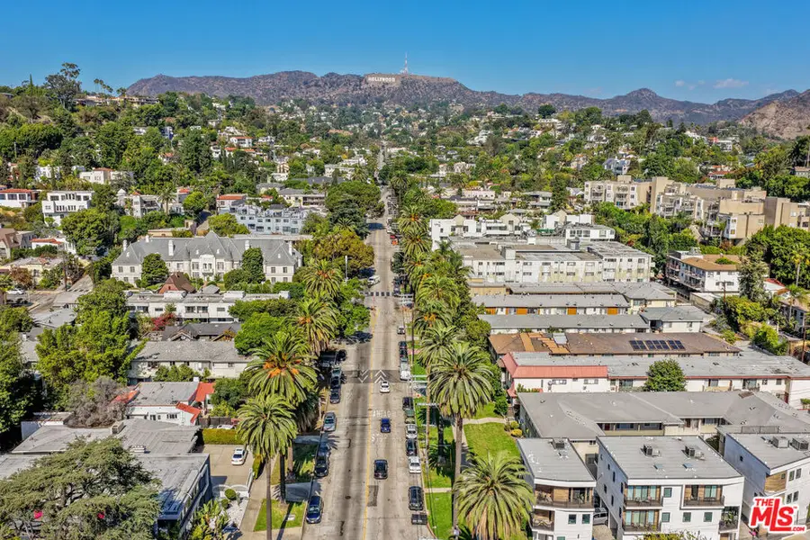 2130 N Beachwood Drive, Los Angeles, CA 90068 - Image #3