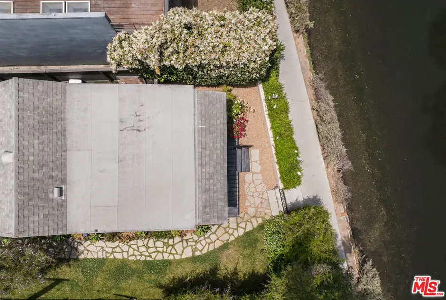 3003 Grand Canal, Venice, CA 90291 - Image #3