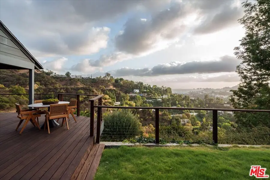 7420 Cervantes Place, Los Angeles, CA 90046 - Image #3