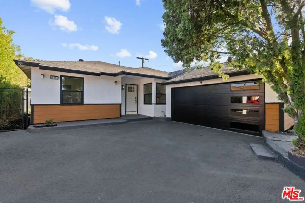 15358 Gault Street, Van Nuys, CA 91406 - #1