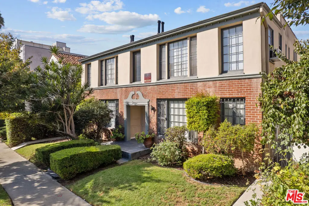 209 S Reeves Drive, Beverly Hills, CA 90212 - Image #1