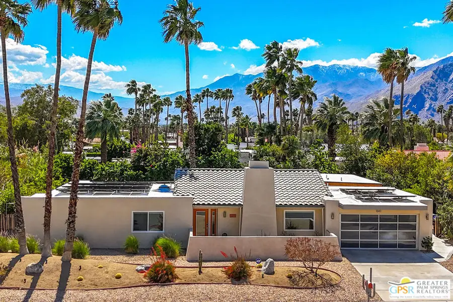 1041 E El Conquistador, Palm Springs, CA 92262 - #3
