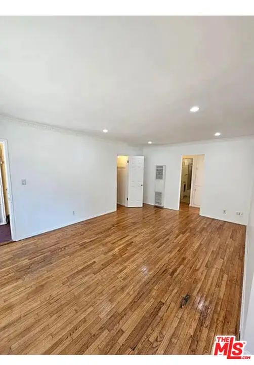 3125 S Durango Avenue, Los Angeles, CA 90034 - #1