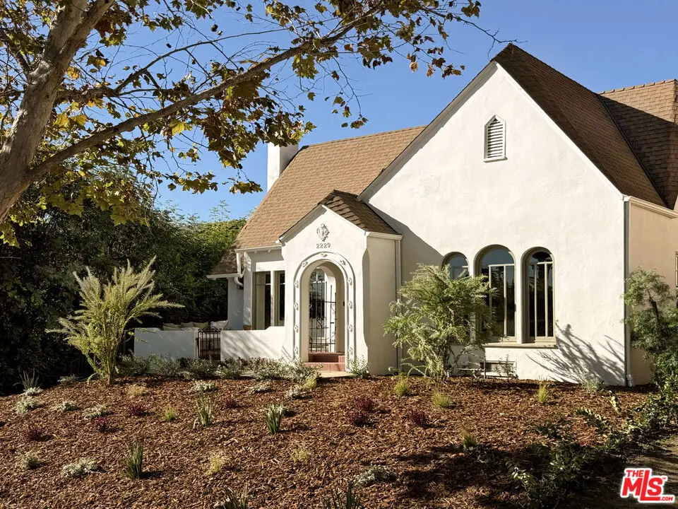 2229 Nella Vista Avenue, Los Angeles, CA 90027 - Image #1