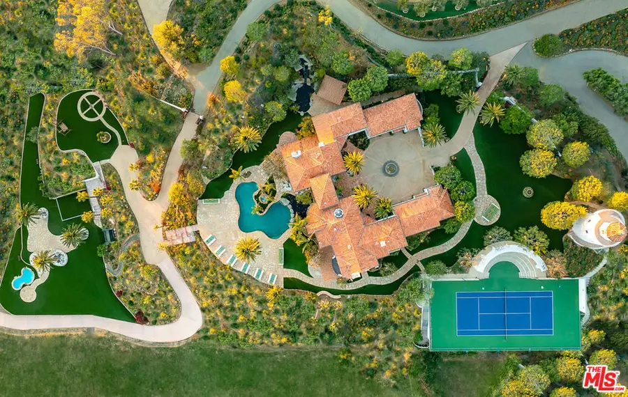 10502 Yellow Hill Road, Malibu, CA 90265 - Image #2