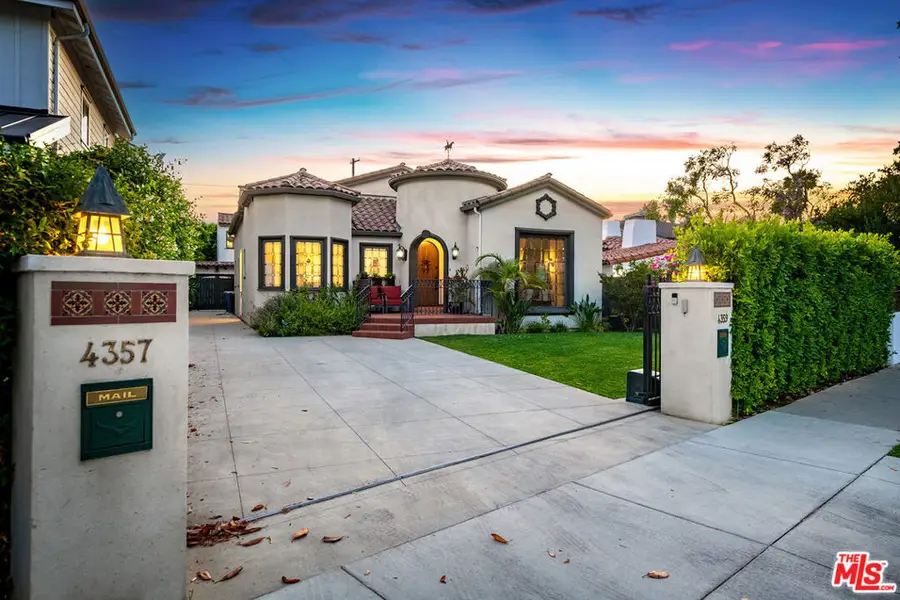 4359 Clybourn Avenue, Toluca Lake, CA 91602 - #3