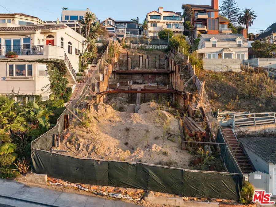 210 Montreal Street, Playa Del Rey, CA 90293 - #3