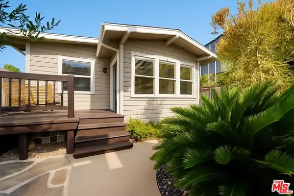 643 Santa Clara Avenue, Venice, CA 90291