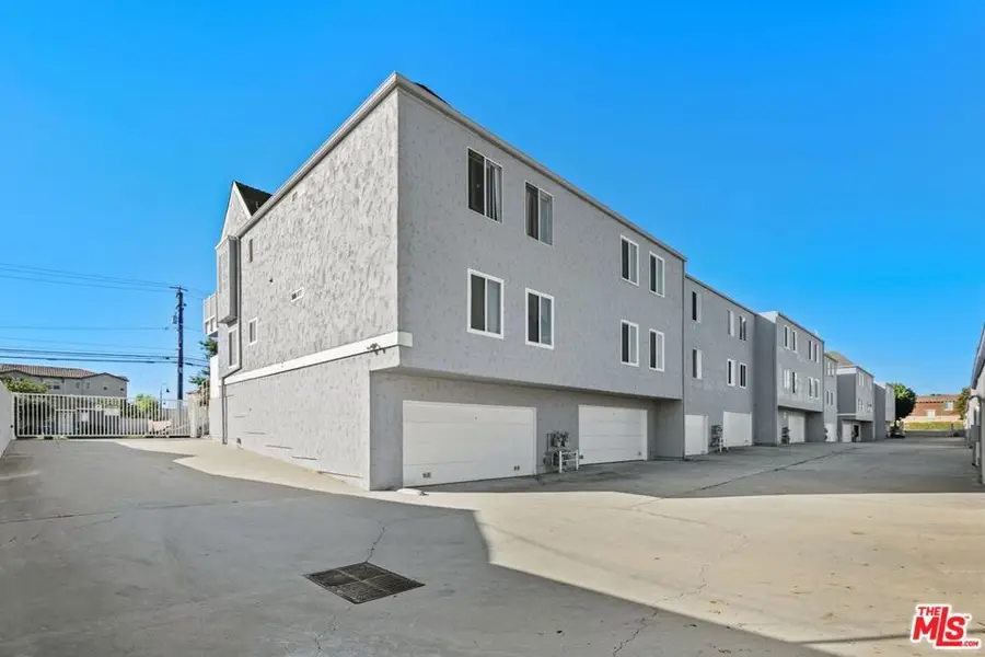 1229 W 223rd Street #113, Torrance, CA 90502 - Image #3