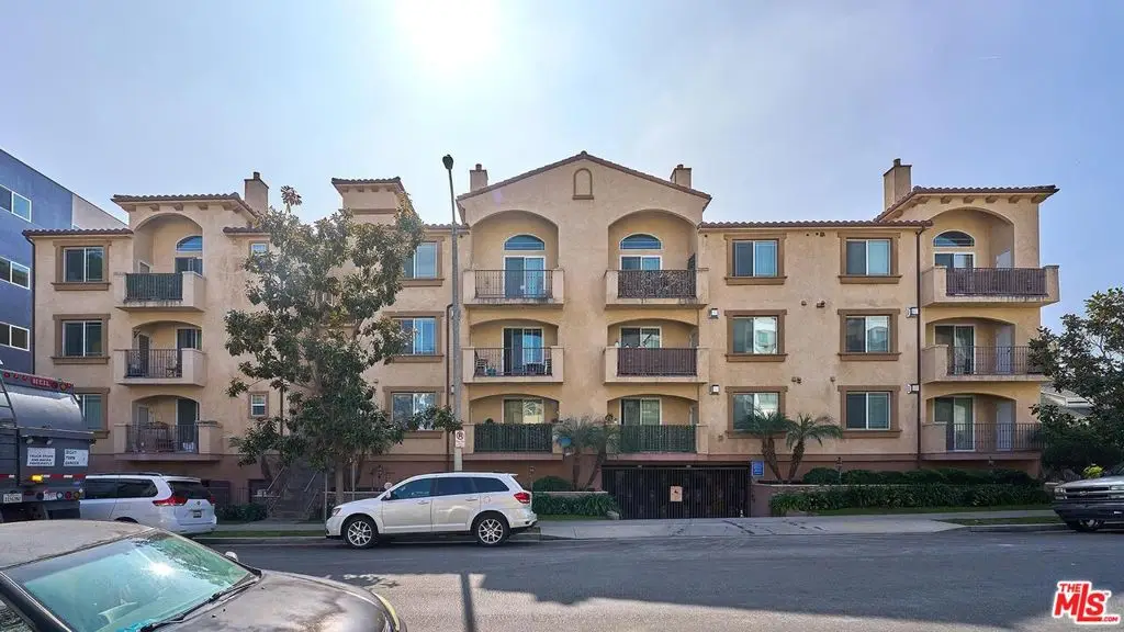 5132 Maplewood Avenue #106, Los Angeles, CA 90004 - Image #1