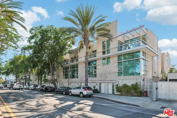 717 N Highland Avenue #13, Los Angeles, CA 90038