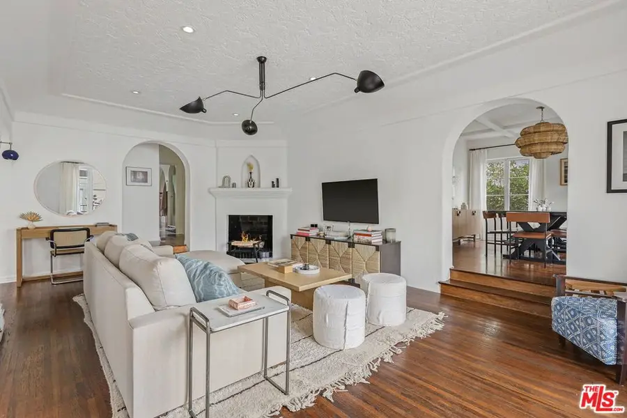 8210 Willoughby Avenue, Los Angeles, CA 90046 - #2