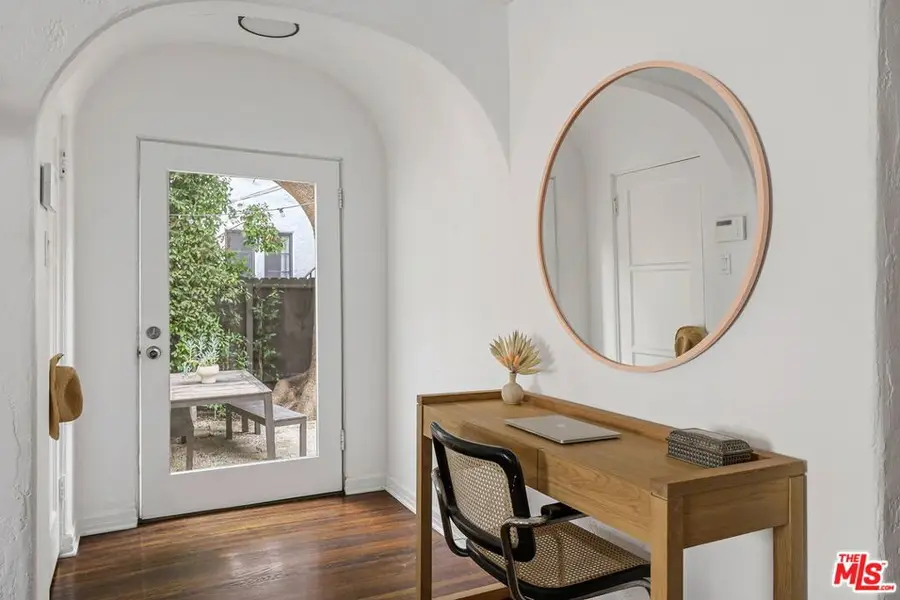 8210 Willoughby Avenue, Los Angeles, CA 90046 - #3