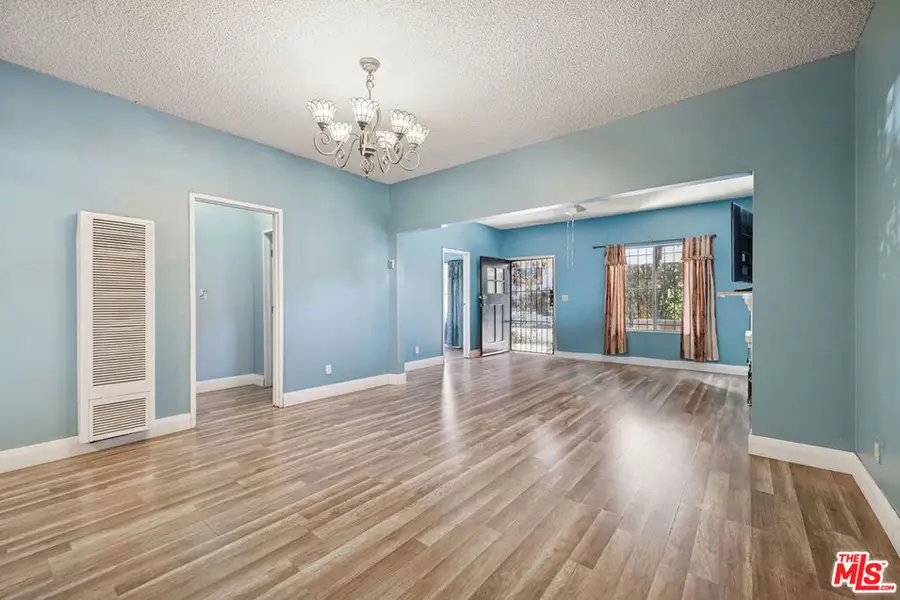 1159 W 52nd Street, Los Angeles, CA 90037 - Image #3