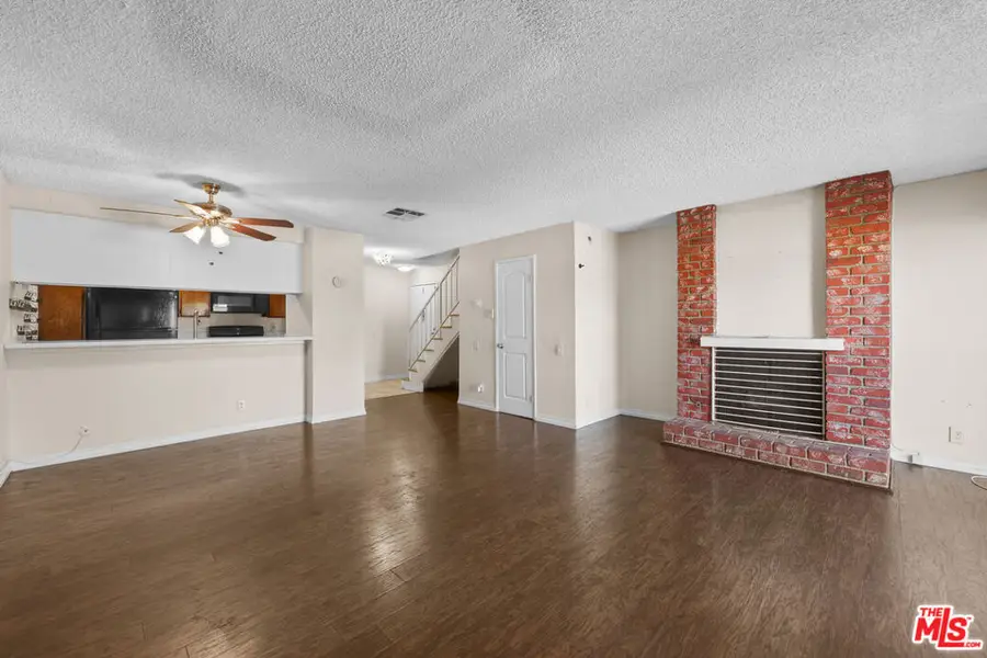 21219 Roscoe Boulevard #211, Canoga Park, CA 91304 - #3